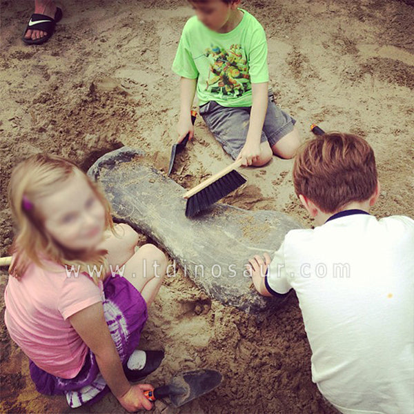 Dinosaur Fossils Digging Game
